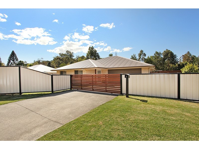 9 Wallace Close, Nambour QLD 4560