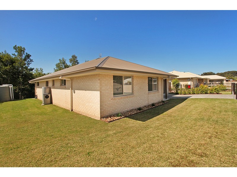 9 Wallace Close, Nambour QLD 4560