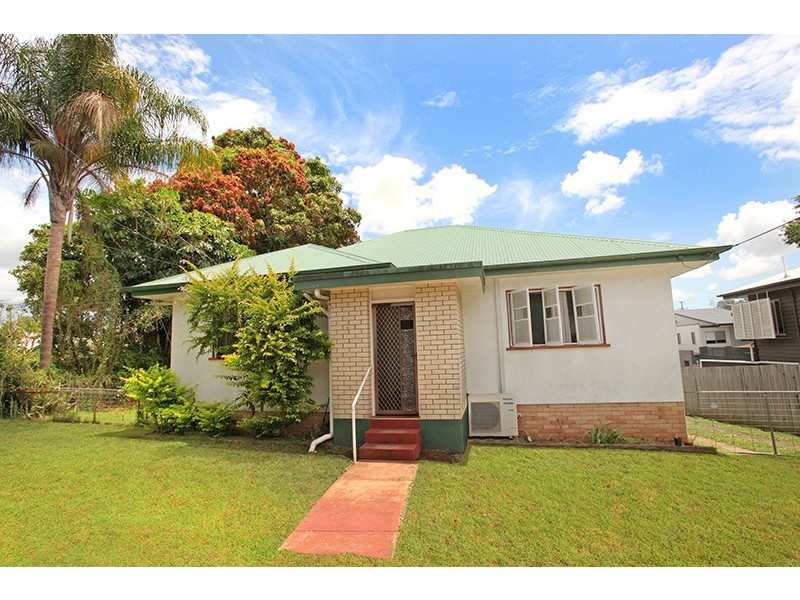 44 Bade Street, Nambour QLD 4560
