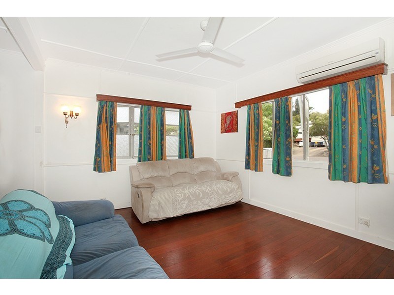 44 Bade Street, Nambour QLD 4560