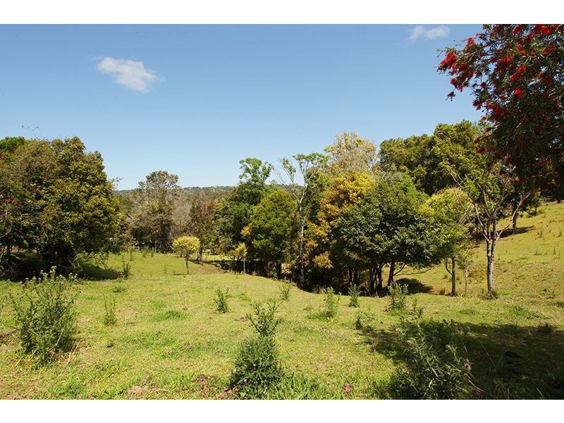 88 Thrushs Road, Nambour QLD 4560