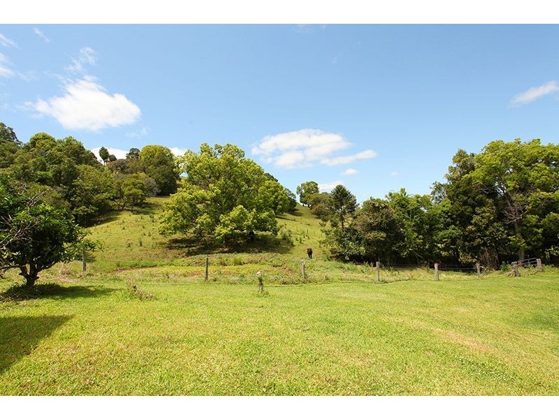 88 Thrushs Road, Nambour QLD 4560