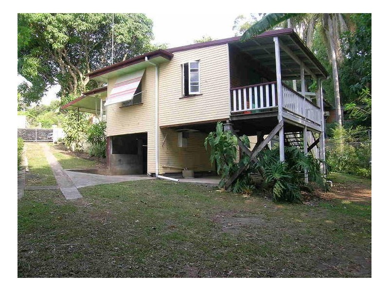 7 Mount Pleasant Drive, Nambour QLD 4560