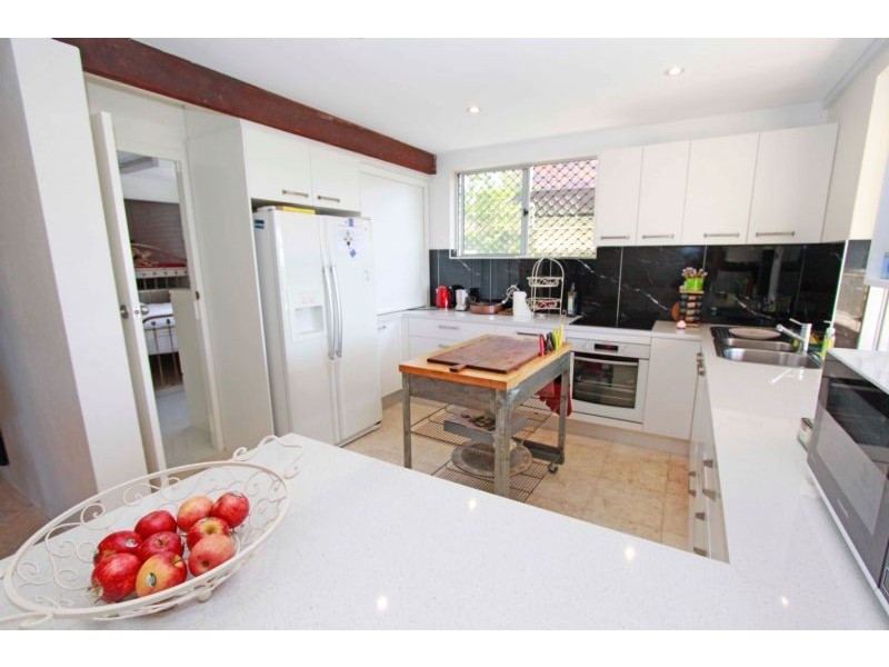 18 Kupiano Drive, Bli Bli QLD 4560