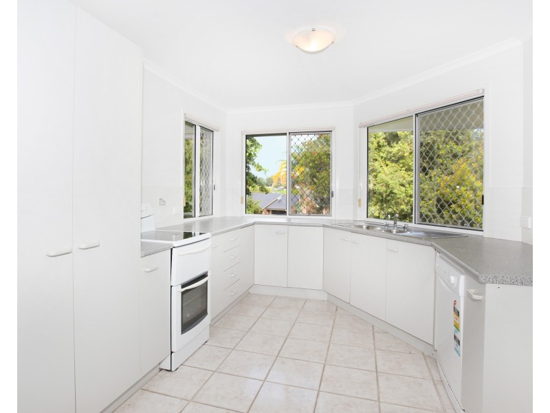 7 Birdwood Street, Burnside QLD 4560
