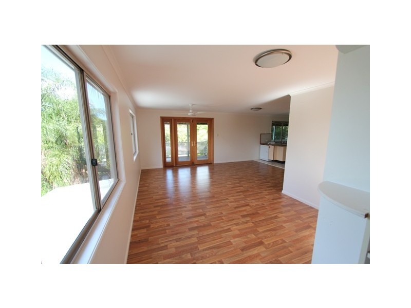 4 Thomas Street, Nambour QLD 4560