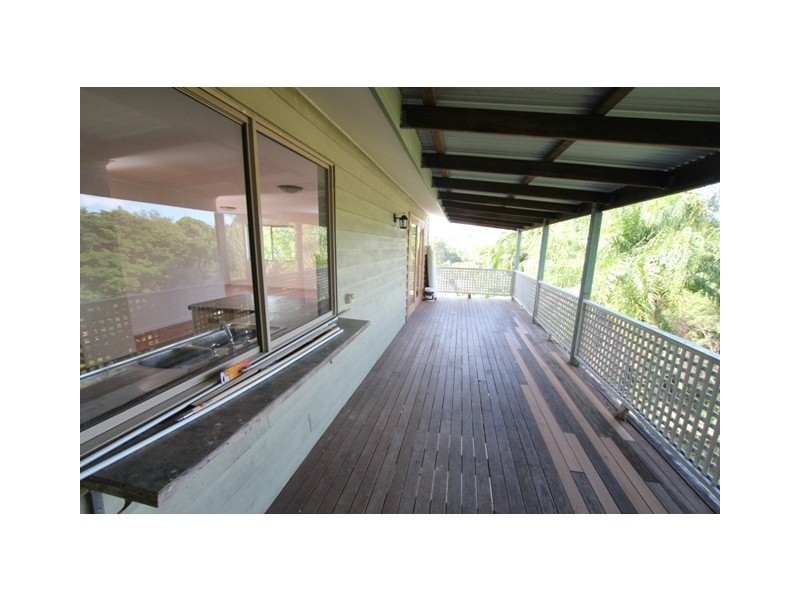 4 Thomas Street, Nambour QLD 4560