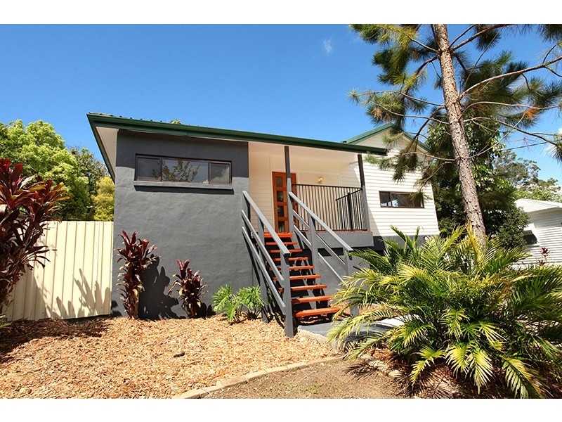 16 Hocking Street, Nambour QLD 4560