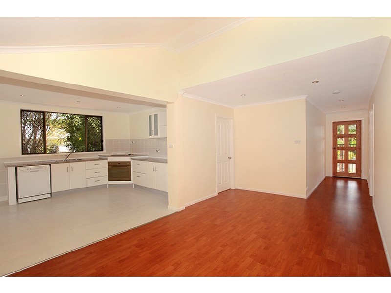 16 Hocking Street, Nambour QLD 4560