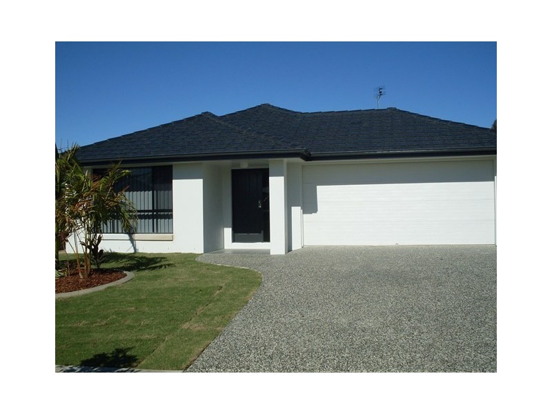 5 Presentation Boulevard, Nambour QLD 4560