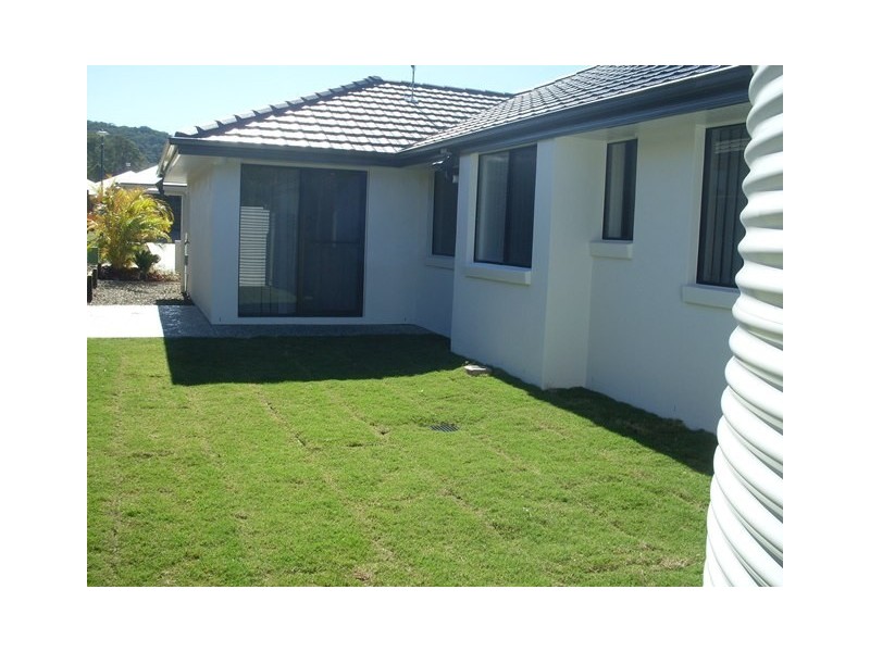 5 Presentation Boulevard, Nambour QLD 4560