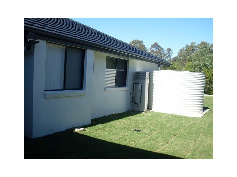 5 Presentation Boulevard, Nambour QLD 4560