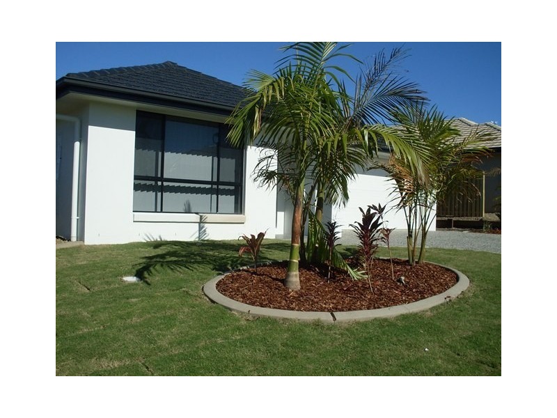 5 Presentation Boulevard, Nambour QLD 4560