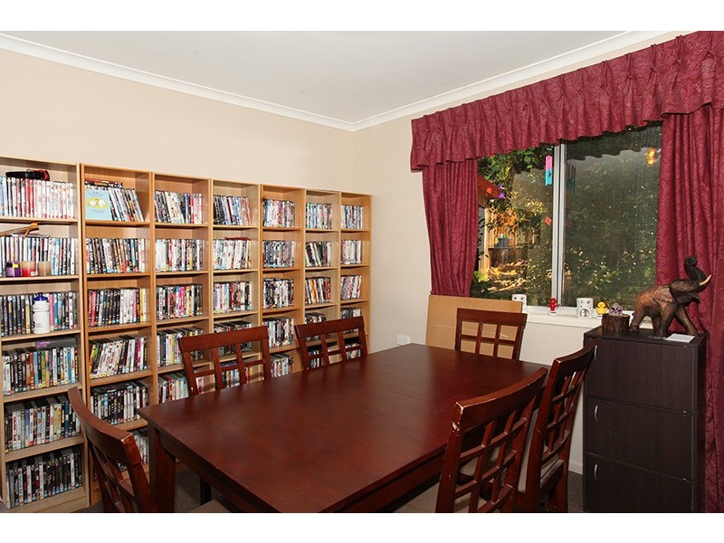 1 Loparo Court, Nambour QLD 4560