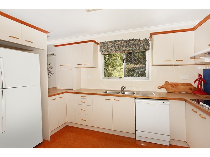 1 Loparo Court, Nambour QLD 4560
