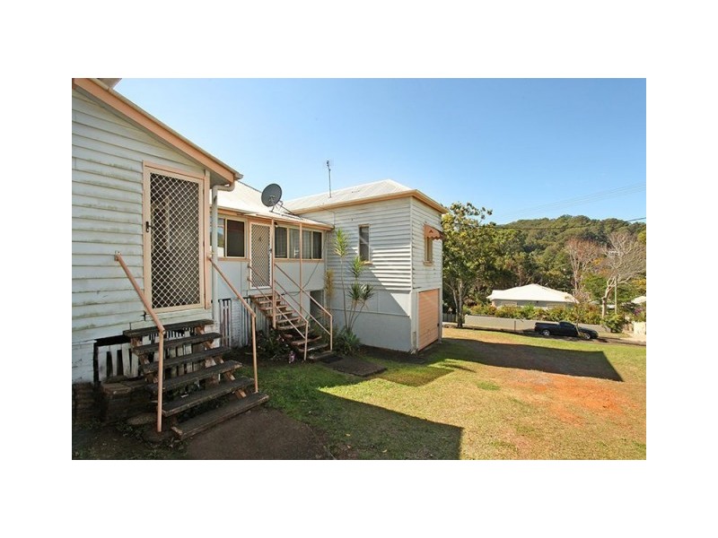 4/16 Maud Street, Nambour QLD 4560