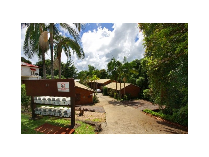 8/21 Park Road, Nambour QLD 4560