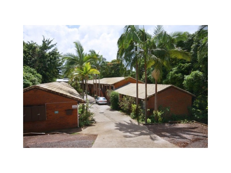 8/21 Park Road, Nambour QLD 4560