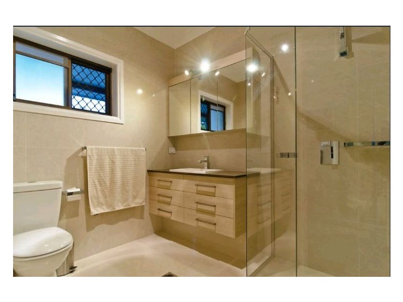 16 Chiltern Court, Coes Creek QLD 4560