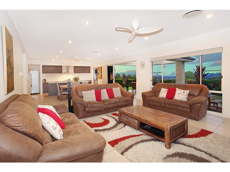 24 Moss Day Place, Burnside QLD 4560