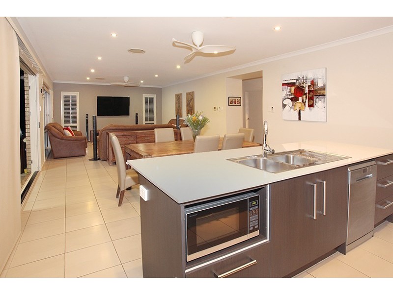 24 Moss Day Place, Burnside QLD 4560