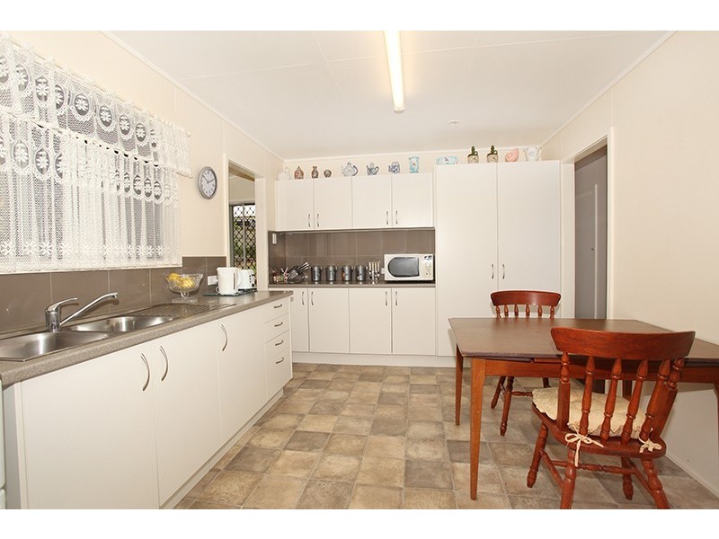 5 Sunhaven Court, Nambour QLD 4560