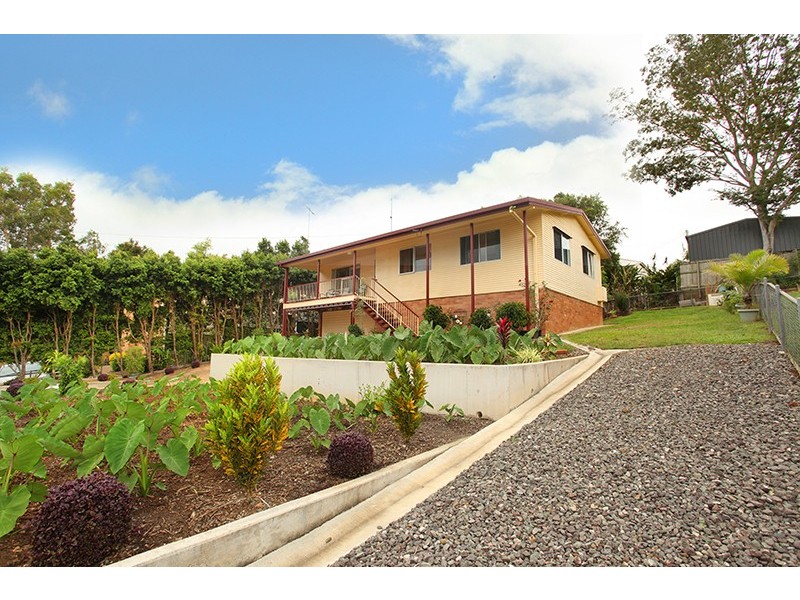 5 Sunhaven Court, Nambour QLD 4560