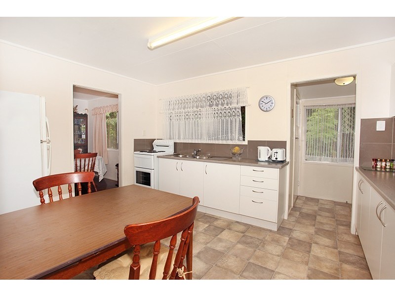 5 Sunhaven Court, Nambour QLD 4560