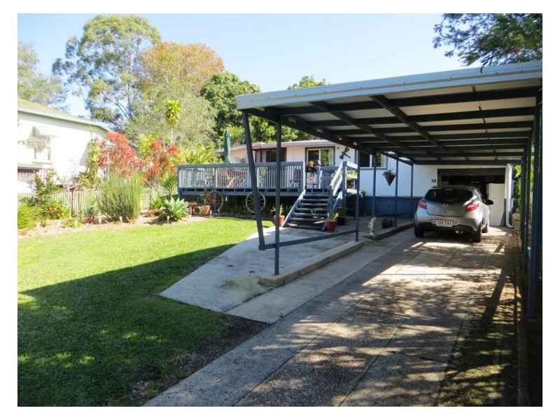 5 Railway Terrace, Nambour QLD 4560