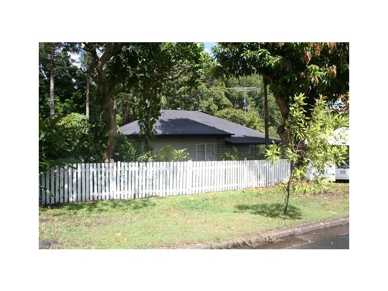 7 Mount Pleasant Drive, Nambour QLD 4560