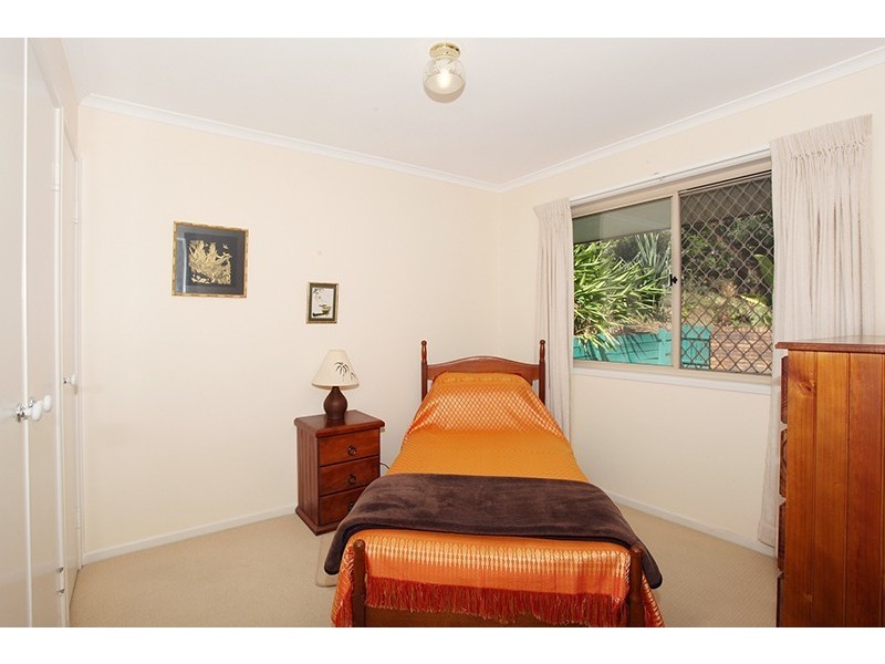 2/17 Glenbrook Drive, Nambour QLD 4560