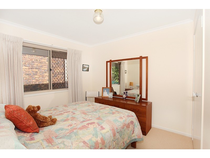 2/17 Glenbrook Drive, Nambour QLD 4560