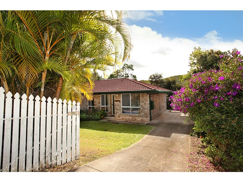 51 Spring Myrtle Avenue, Nambour QLD 4560