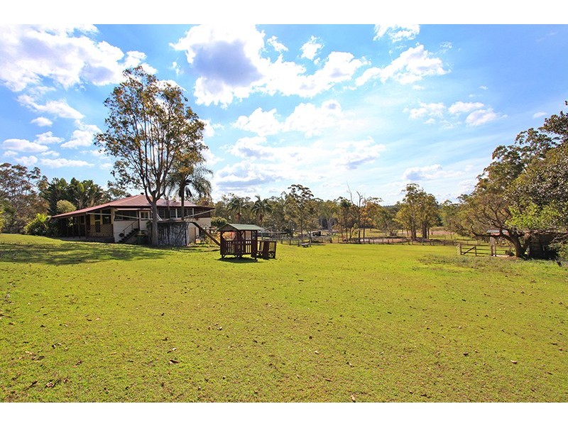 31 Forestry Road, Landsborough QLD 4550