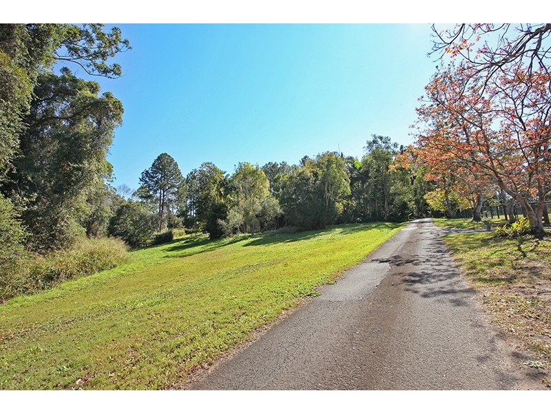 118 McKees Road, Palmwoods QLD 4555