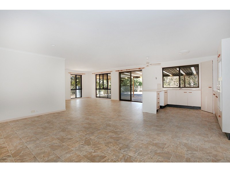 118 McKees Road, Palmwoods QLD 4555