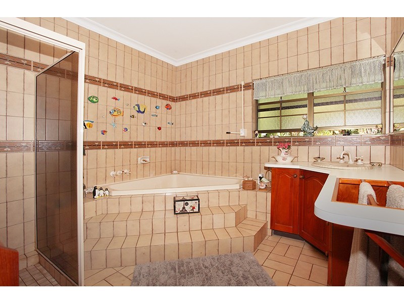 17 Karnu Drive, Ninderry QLD 4561