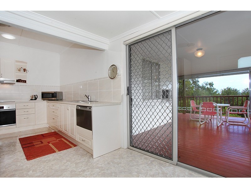 50 Panorama Drive, Nambour QLD 4560