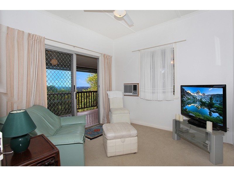 50 Panorama Drive, Nambour QLD 4560
