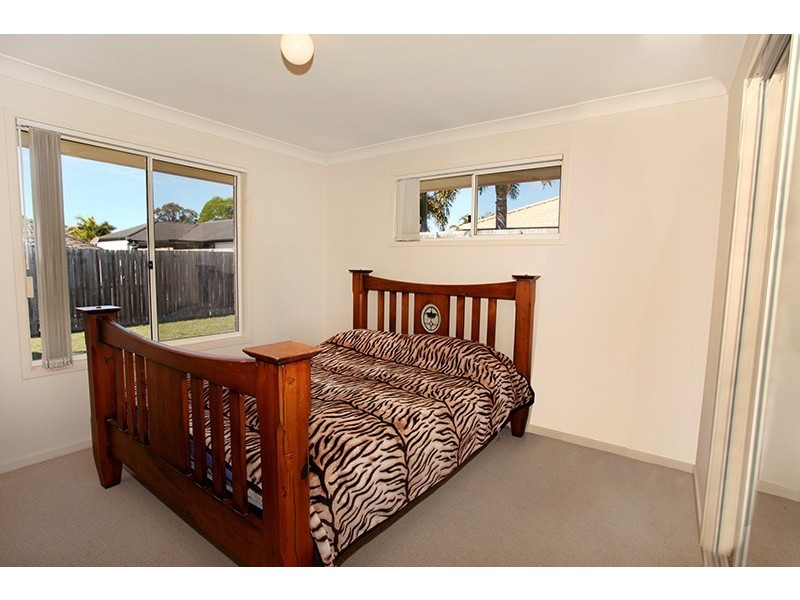 10 Samson Street, North Lakes QLD 4509