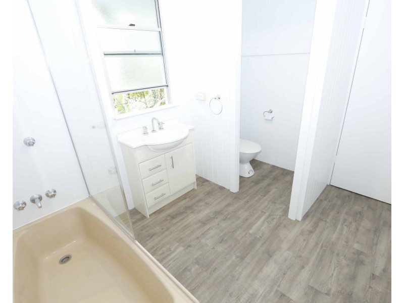 2/14 Baloo Street, Nambour QLD 4560