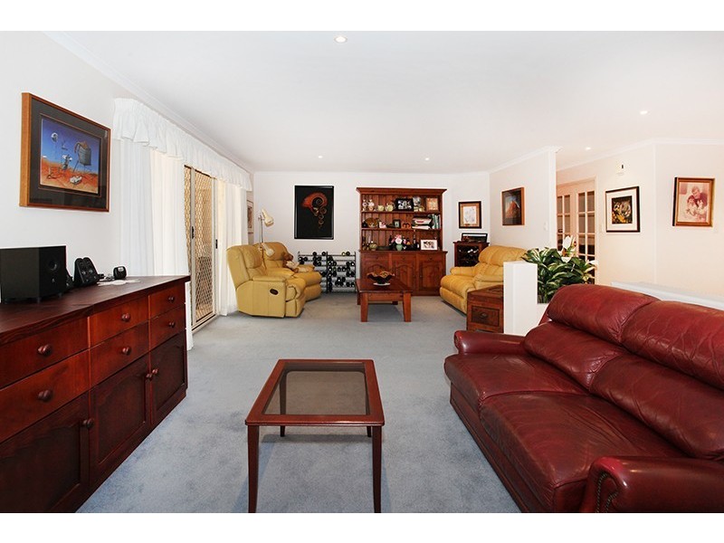 28 Rainbow Park Drive, Mapleton QLD 4560