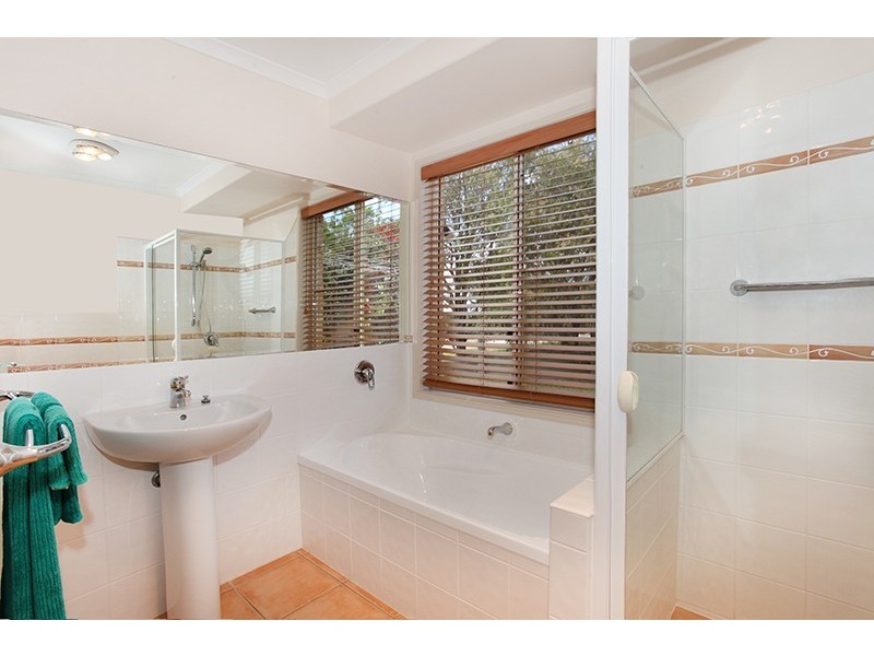 28 Rainbow Park Drive, Mapleton QLD 4560