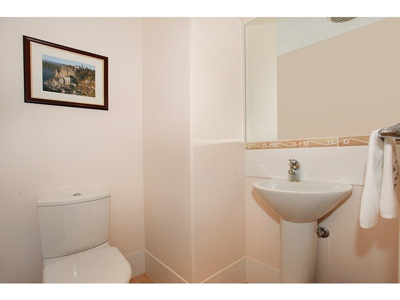 28 Rainbow Park Drive, Mapleton QLD 4560