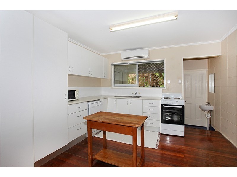 1/6 Washington Street, Nambour QLD 4560