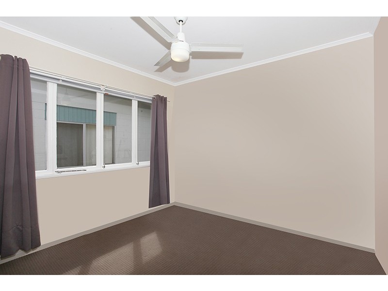 1/6 Washington Street, Nambour QLD 4560