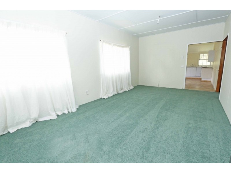 146 Howard Street, Nambour QLD 4560