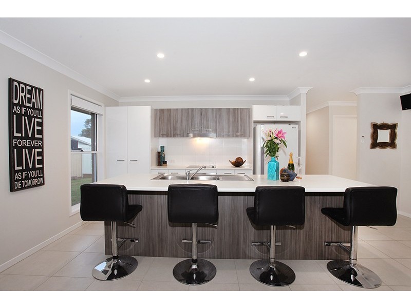 37 Retreat Crescent, Yandina QLD 4561