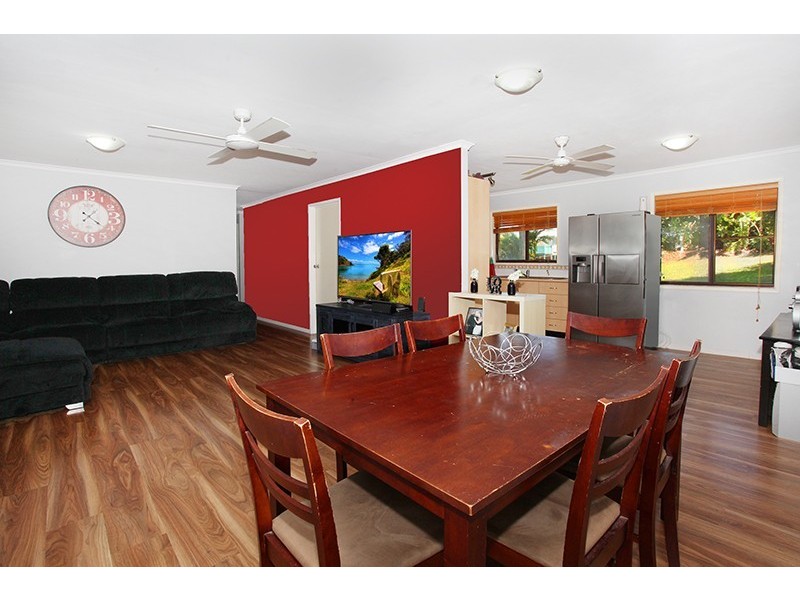 16 Elizabeth Way, Nambour QLD 4560