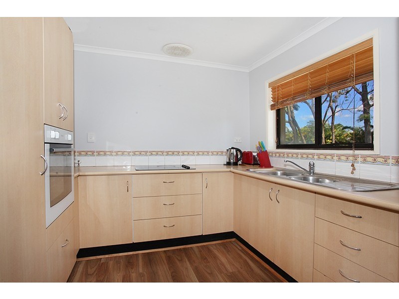 16 Elizabeth Way, Nambour QLD 4560